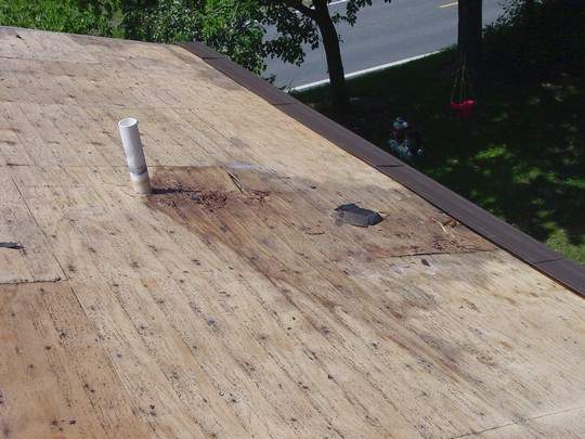 Bad roof plywood